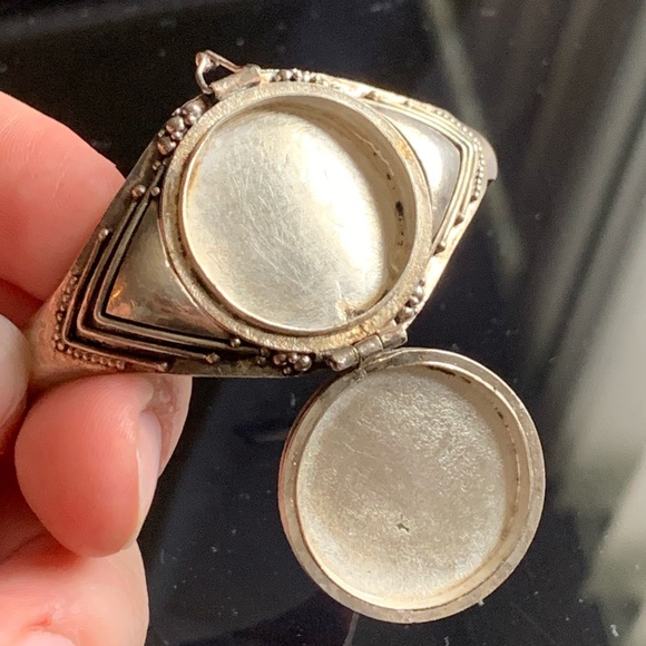 *SOLD* - Picture 2 of 4